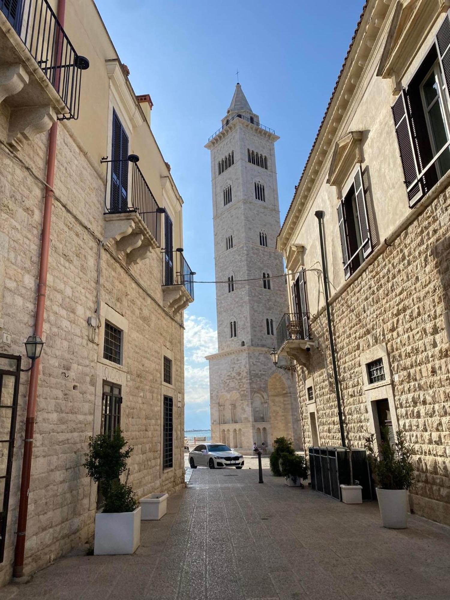 Suite Arco 166 Stanza Privata Trani Eksteriør bilde